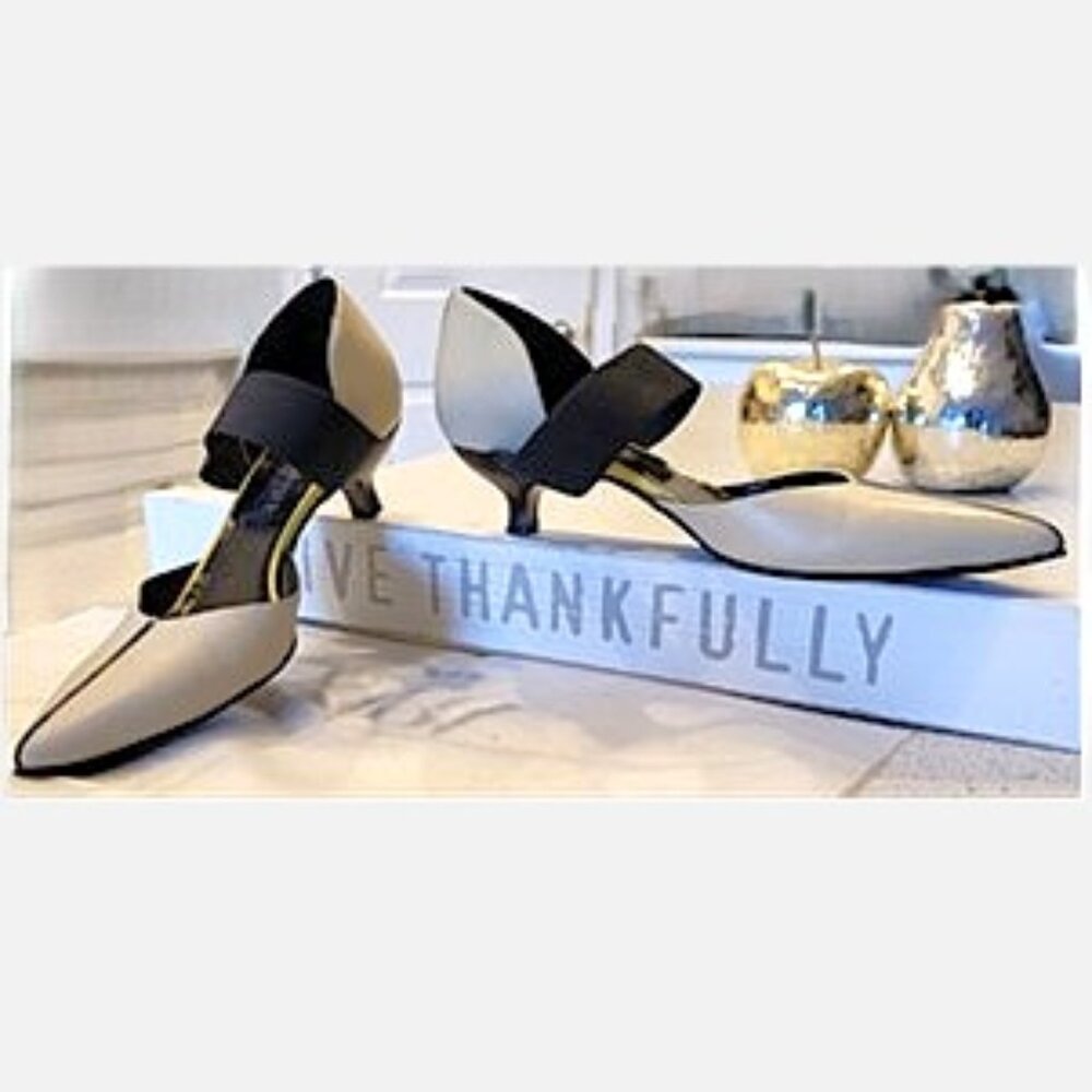 Joy & Peace Leather Pumps Black & White Size EU 35 / US 5